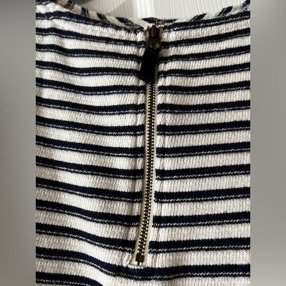 Joules blouse - blue & white stripes- back zipper- size 4 - Picture 4 of 9